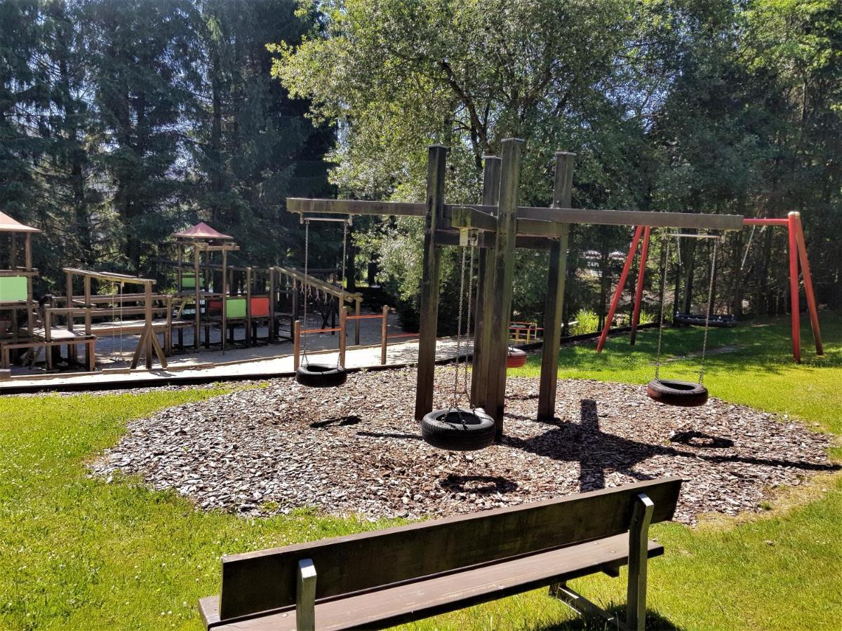 Grossdorf Ferienwohnung Waldsuite Im Harz جوسلار المظهر الخارجي الصورة